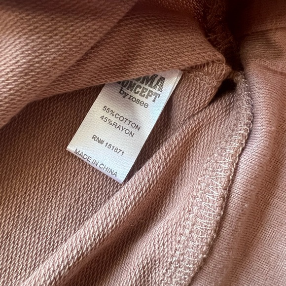 Roma Concept Brown Crop Top Size Medium - Picture 3 of 5